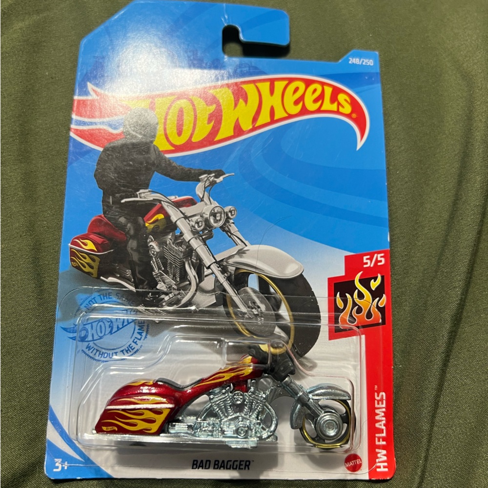 Bad Bagger Motorcycle Hot Wheels